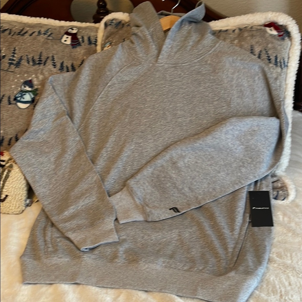 Men's Gray Sweater